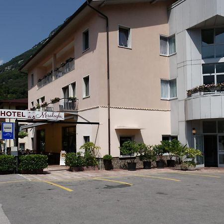 Albergo Miralaghi Padergnone エクステリア 写真