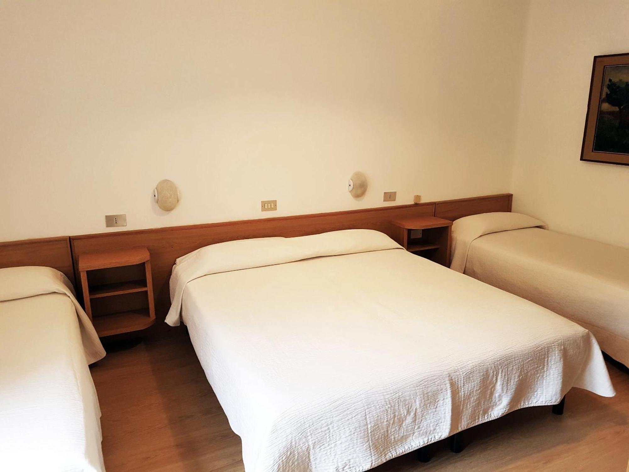 Albergo Miralaghi Padergnone 部屋 写真