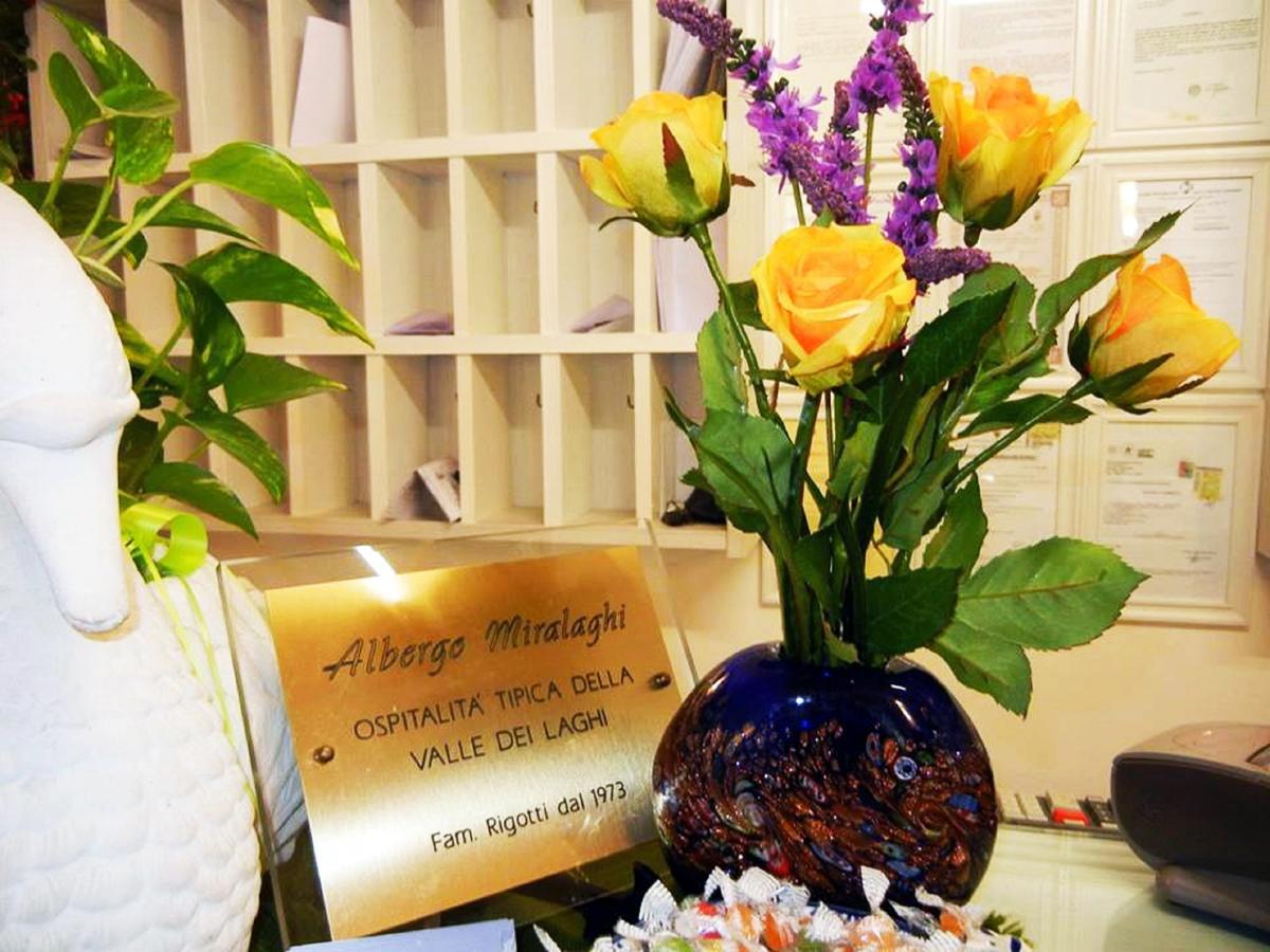 Albergo Miralaghi Padergnone エクステリア 写真